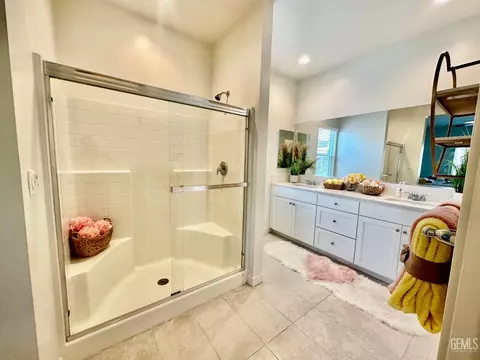 12404 Burnham St, Bakersfield, CA 93311 photo 59