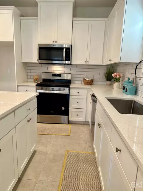 12404 Burnham St, Bakersfield, CA 93311 photo 28