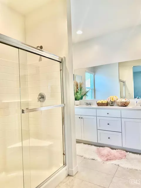 12404 Burnham St, Bakersfield, CA 93311 photo 65