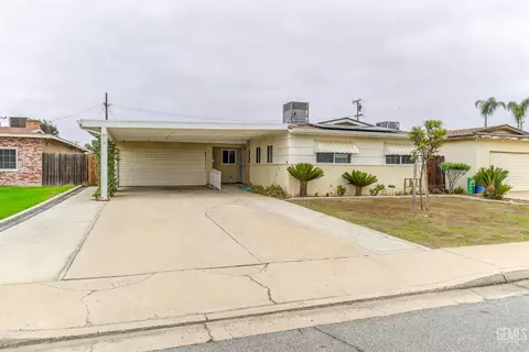 450 Atlantic Ave, Shafter, CA 93263 photo 4