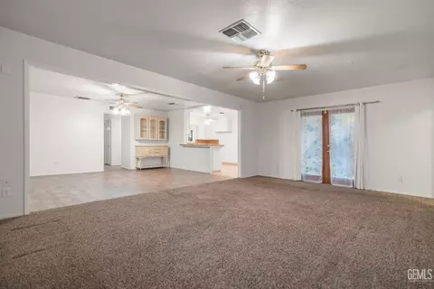 450 Atlantic Ave, Shafter, CA 93263 photo 9