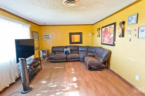 Other - 18695 Beech Ave, Shafter, CA 93263 photo 6 of 7