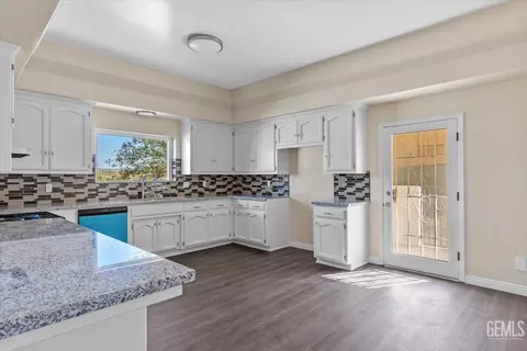 21860 Westwood Blvd, Tehachapi, CA 93561 photo 11