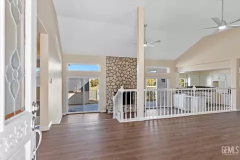 21860 Westwood Blvd, Tehachapi, CA 93561 photo 5