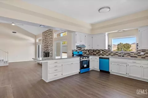 21860 Westwood Blvd, Tehachapi, CA 93561 photo 13