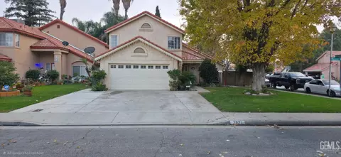 7921 Walnut Grove Ct, Bakersfield, CA 93313