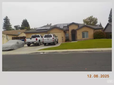 10106 Salerosa Ct, Bakersfield, CA 93312
