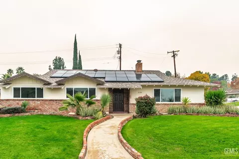 3136 Saratoga St, Bakersfield, CA 93306