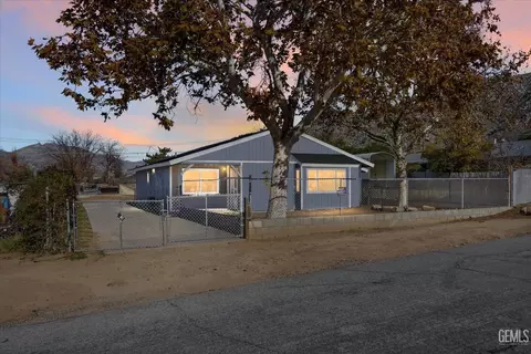2829 Alta Sierra Ave, Lake Isabella, CA 93240