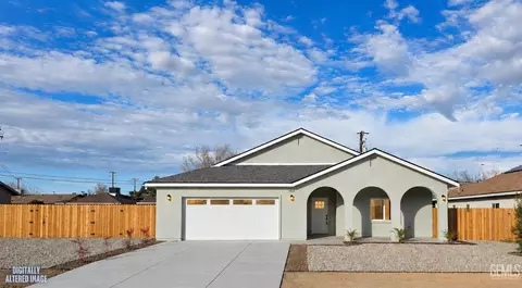 10401 N Loop Blvd, California City, CA 93505