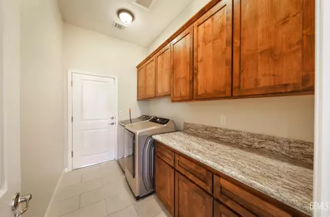 Other - 22621 Pam Ct, Tehachapi, CA 93561 photo 5 of 7