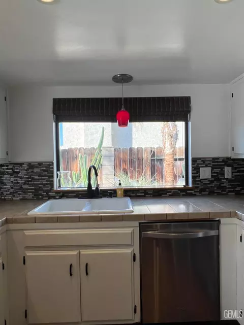409 Sierra St, Taft, CA 93268 photo 28