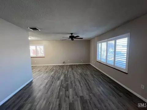 409 Sierra St, Taft, CA 93268 photo 16