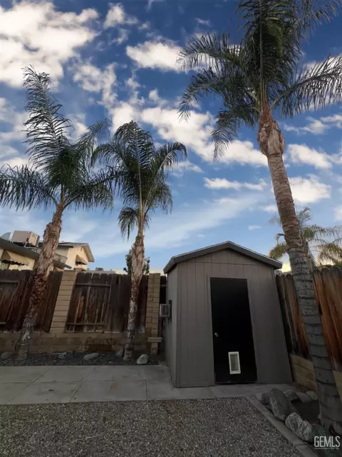 409 Sierra St, Taft, CA 93268 photo 5