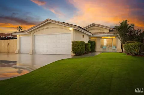 10302 Atakapa Ave, Bakersfield, CA 93312