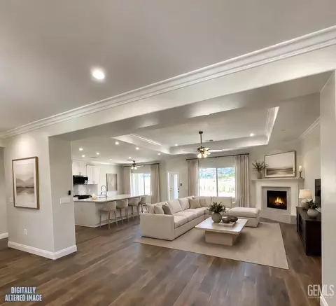 Living - 21831 San Gabriel Dr, Tehachapi, CA 93561 photo 4 of 5