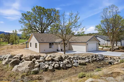 Other - 28840 Birkdale Ct, Tehachapi, CA 93561 photo 1 of 8