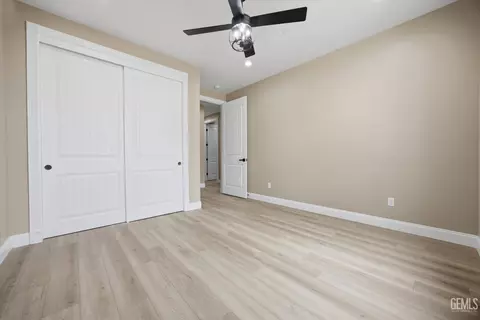 Bedroom - 28840 Birkdale Ct, Tehachapi, CA 93561 photo 2 of 4