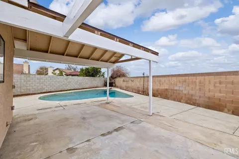 6903 Vanilla Ct, Bakersfield, CA 93313 photo 45