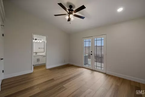 6903 Vanilla Ct, Bakersfield, CA 93313 photo 29