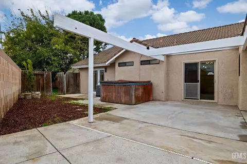 6903 Vanilla Ct, Bakersfield, CA 93313 photo 41