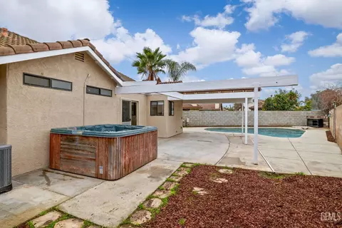 6903 Vanilla Ct, Bakersfield, CA 93313 photo 44