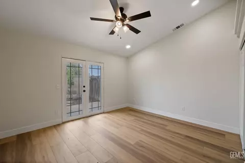 6903 Vanilla Ct, Bakersfield, CA 93313 photo 27