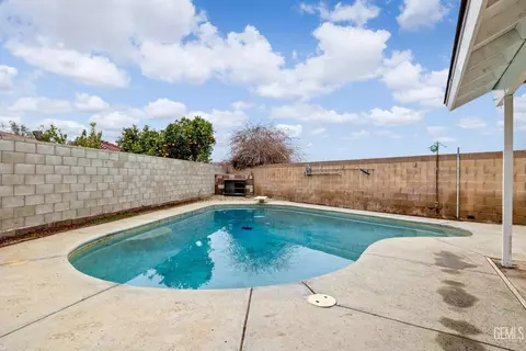 6903 Vanilla Ct, Bakersfield, CA 93313 photo 46