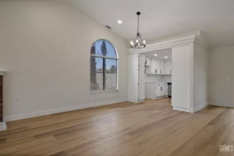 6903 Vanilla Ct, Bakersfield, CA 93313 photo 18