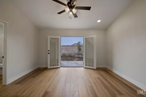 6903 Vanilla Ct, Bakersfield, CA 93313 photo 30