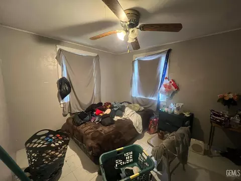 Other - 306 B St, Taft, CA 93268 photo 7 of 11