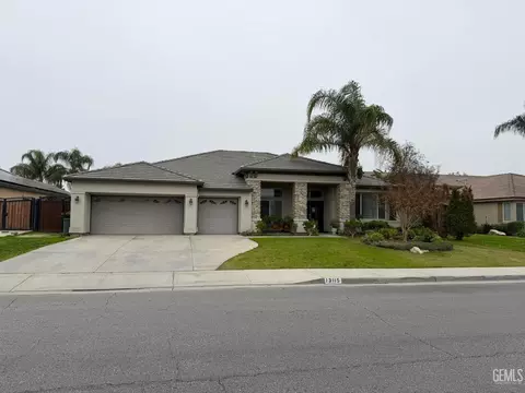 13115 Hinault Dr, Bakersfield, CA 93314