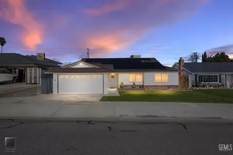 202 E Warren St, Taft, CA 93268 photo 1
