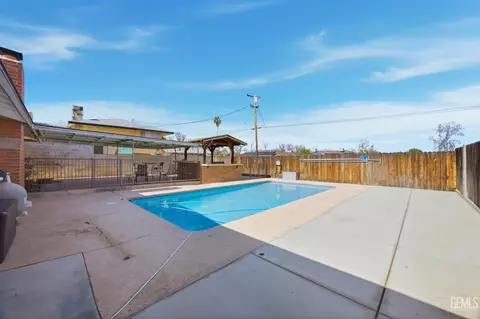 202 E Warren St, Taft, CA 93268 photo 36