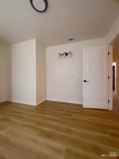 1150 Hickory Ln, Tehachapi, CA 93561 photo 5