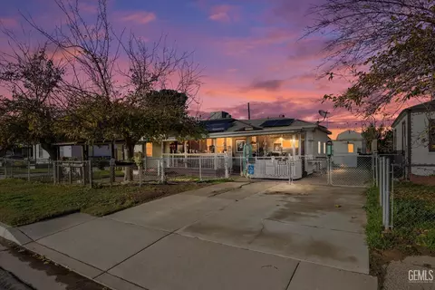 1016 El Tejon Ave, Bakersfield, CA 93308