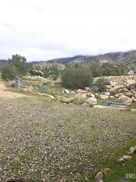 9656 Glacier Gulch Rd, Weldon, CA 93283 photo 37