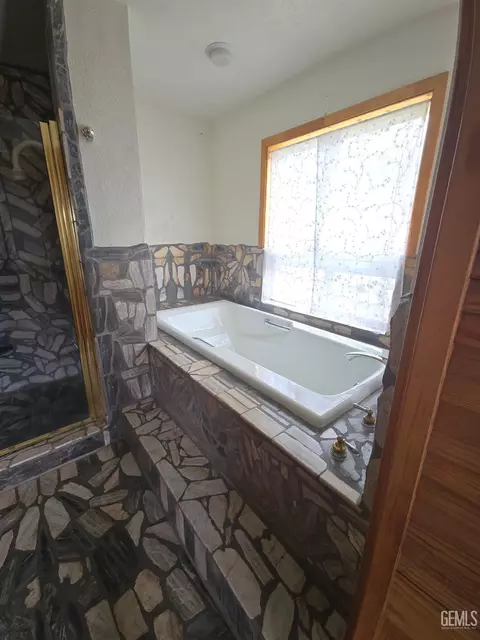 9656 Glacier Gulch Rd, Weldon, CA 93283 photo 22