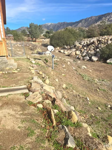 9656 Glacier Gulch Rd, Weldon, CA 93283 photo 33