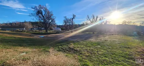 26600 Bear Valley Rd, Tehachapi, CA 93561 photo 4