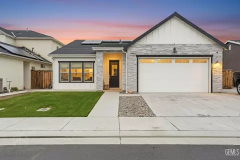 Exterior - 9014 Sevenleaf Way, Shafter, CA 93263 photo 7 of 7