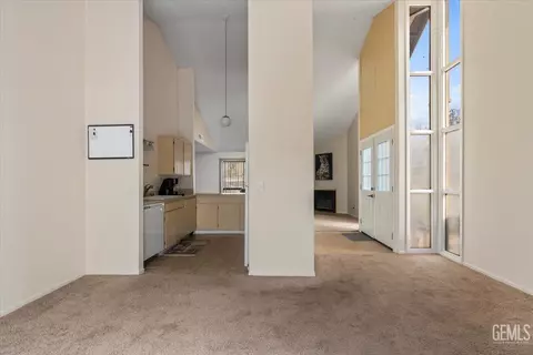 2 Village Ln, Tehachapi, CA 93561 photo 9