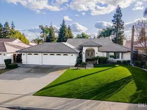 10103 Wentworth Ct, Bakersfield, CA 93311