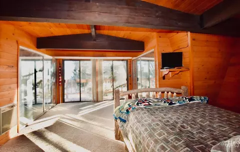 Bedroom - 29551 Springwood Ct, Tehachapi, CA 93561 photo 1 of 5