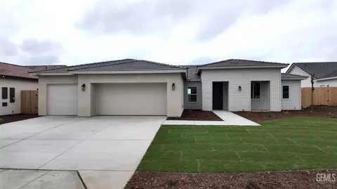 7307 Cryosphere St, Bakersfield, CA 93311