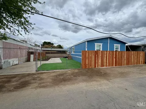 114 Plymonth Ave, Bakersfield, CA 93308