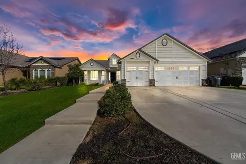 13612 Star Shine Dr, Bakersfield, CA 93314