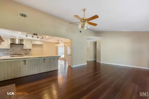 3717 Abbott Dr, Bakersfield, CA 93312 photo 8