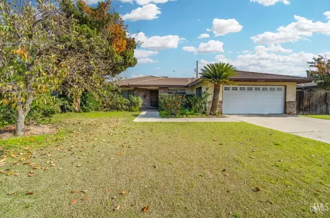 2008 Emerson St, Bakersfield, CA 93309