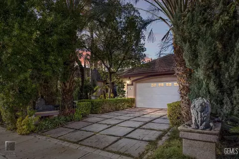309 Sonoma Vine Ct, Bakersfield, CA 93314